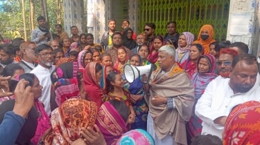 ফুলেল শুভেচ্ছায় সিক্ত বিএনপি প্রার্থী অনিন্দ্য ইসলাম অমিত