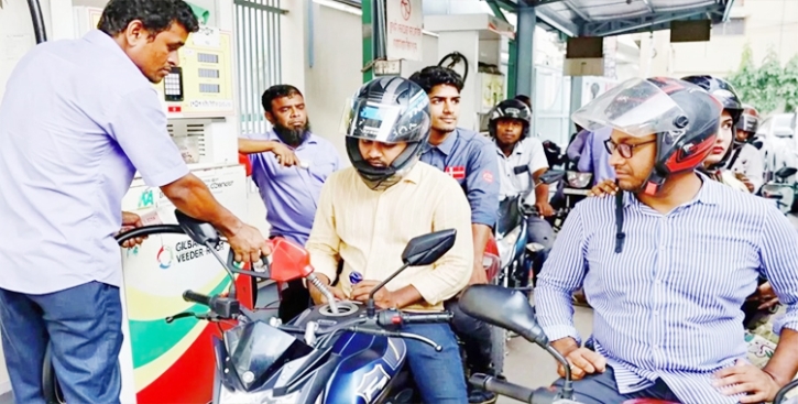 মোটরসাইকেলে তেল নেওয়া যাবে সর্বোচ্চ ২ লিটার, প্রাইভেটকারে ১০