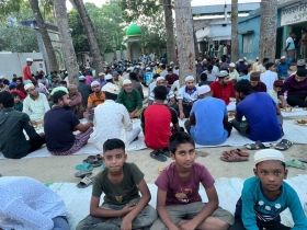 বেনাপোলে মেয়র পদপ্রার্থী মফিজুর রহমানের উদ্যোগে ইফতার মাহফিল